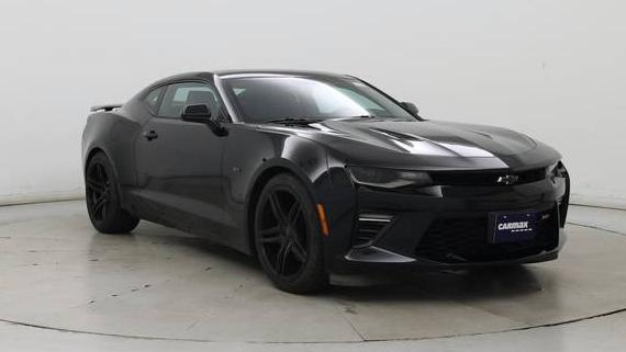 CHEVROLET CAMARO 2018 1G1FH1R74J0148977 image