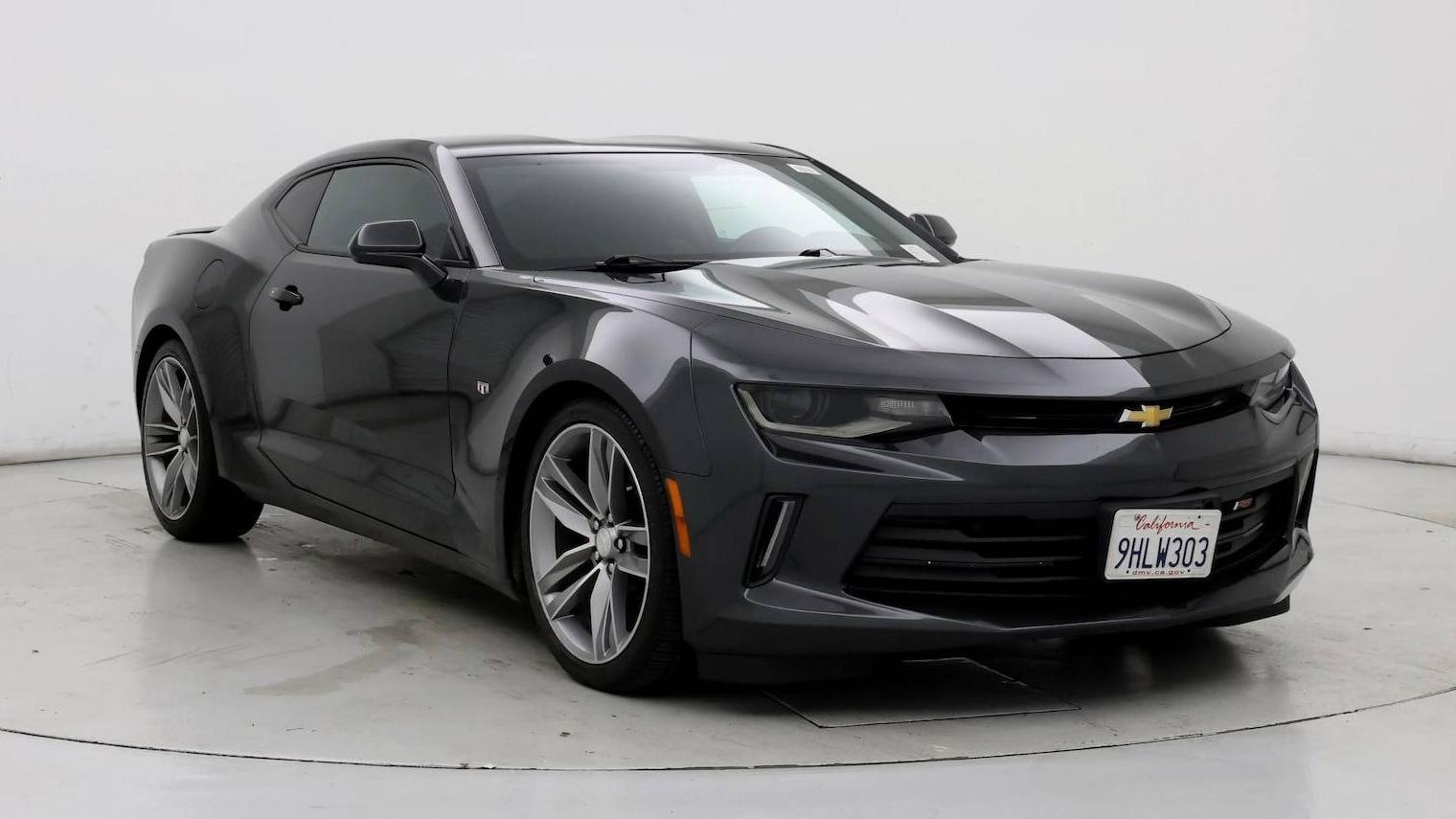 CHEVROLET CAMARO 2018 1G1FB1RS4J0109912 image