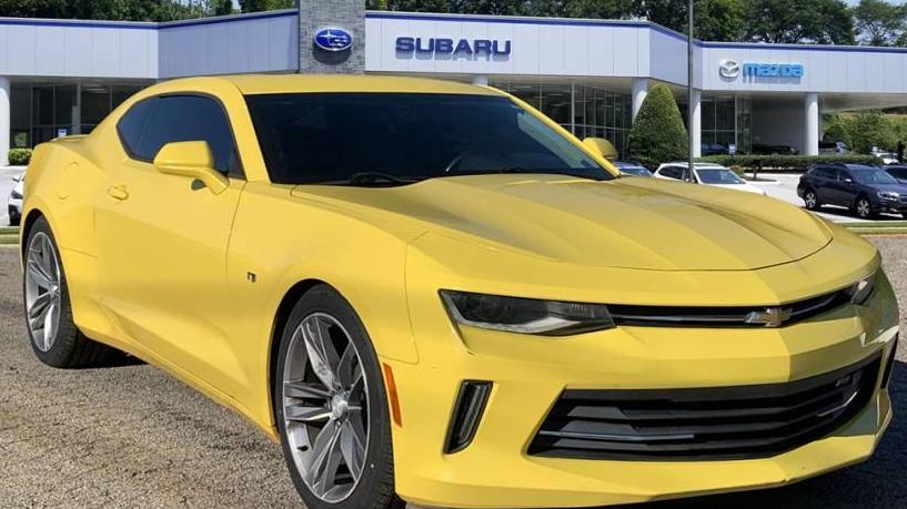 CHEVROLET CAMARO 2018 1G1FB1RS3J0122781 image