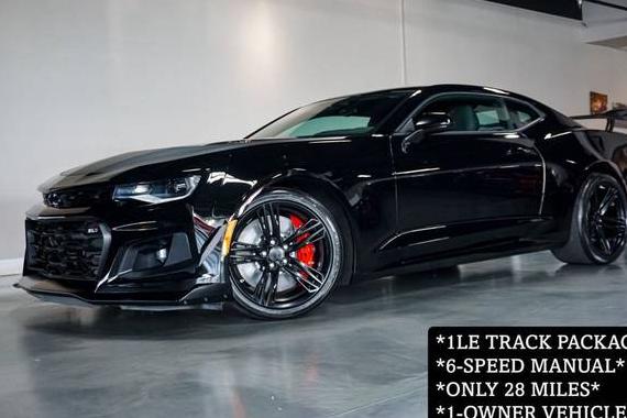 CHEVROLET CAMARO 2018 1G1FJ1R61J0183651 image