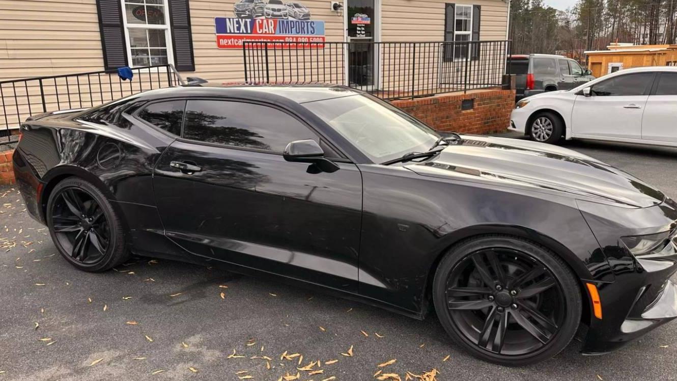 CHEVROLET CAMARO 2018 1G1FB1RS1J0118941 image