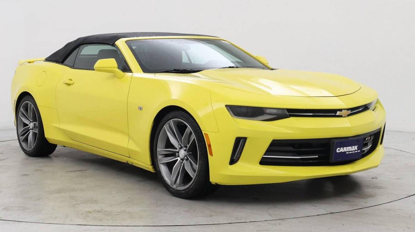 CHEVROLET CAMARO 2018 1G1FB3DS1J0167947 image