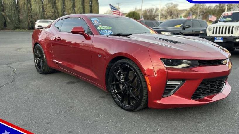 CHEVROLET CAMARO 2018 1G1FE1R74J0125711 image