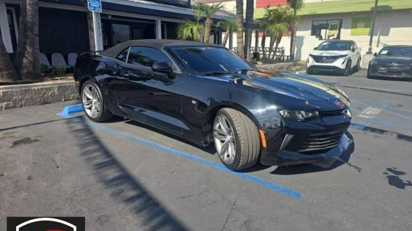 CHEVROLET CAMARO 2018 1G1FB3DX6J0179328 image