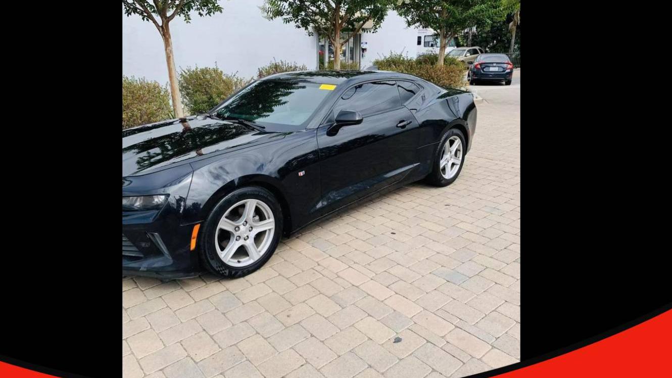 CHEVROLET CAMARO 2018 1G1FB1RX8J0104806 image