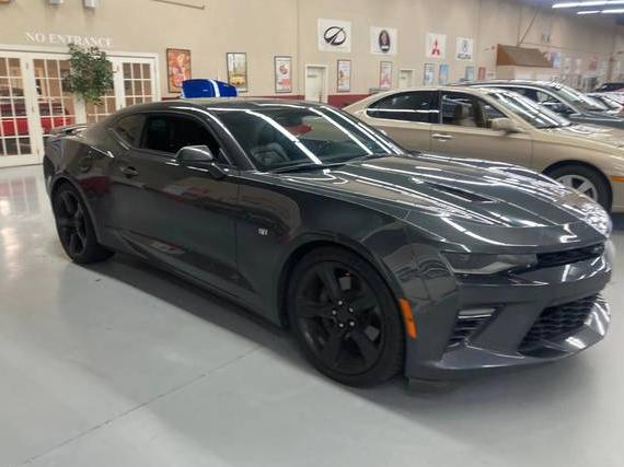 CHEVROLET CAMARO 2018 1G1FH1R77J0153199 image