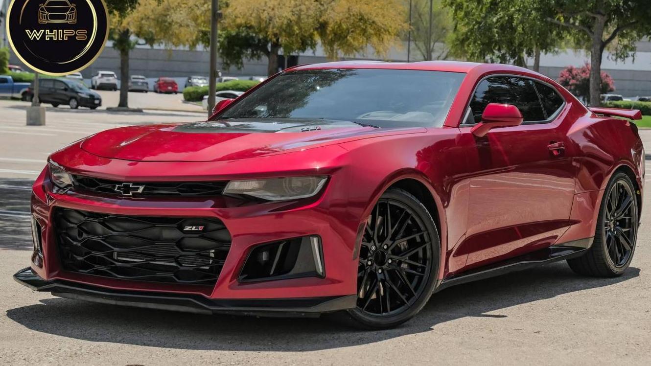 CHEVROLET CAMARO 2018 1G1FK1R65J0102003 image