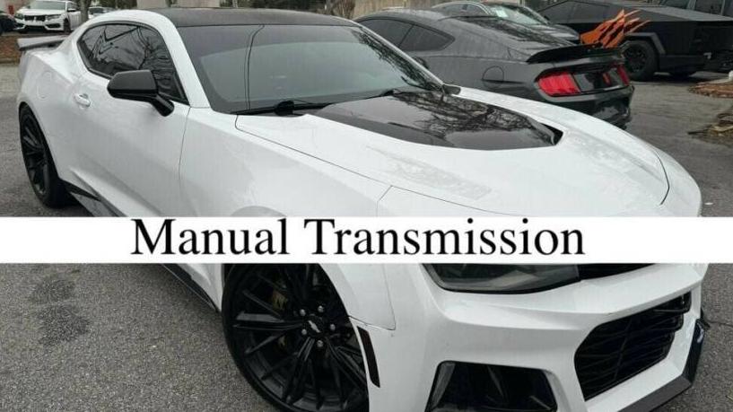 CHEVROLET CAMARO 2018 1G1FJ1R68J0118098 image