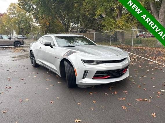 CHEVROLET CAMARO 2018 1G1FD1RS3J0158075 image CHEVROLET CAMARO 2018 1G1FD1RS3J0158075 image