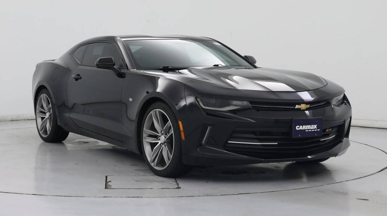 CHEVROLET CAMARO 2018 1G1FD1RX2J0166079 image