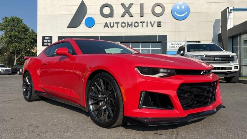 CHEVROLET CAMARO 2018 1G1FK1R66J0145412 image