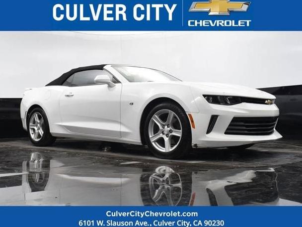 CHEVROLET CAMARO 2018 1G1FB3DX9J0129832 image