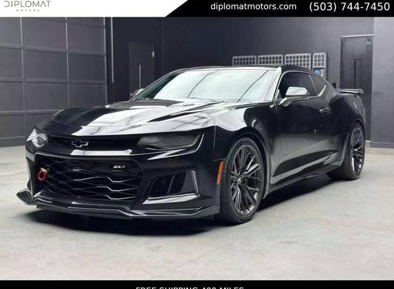 CHEVROLET CAMARO 2018 1G1FK1R62J0187186 image