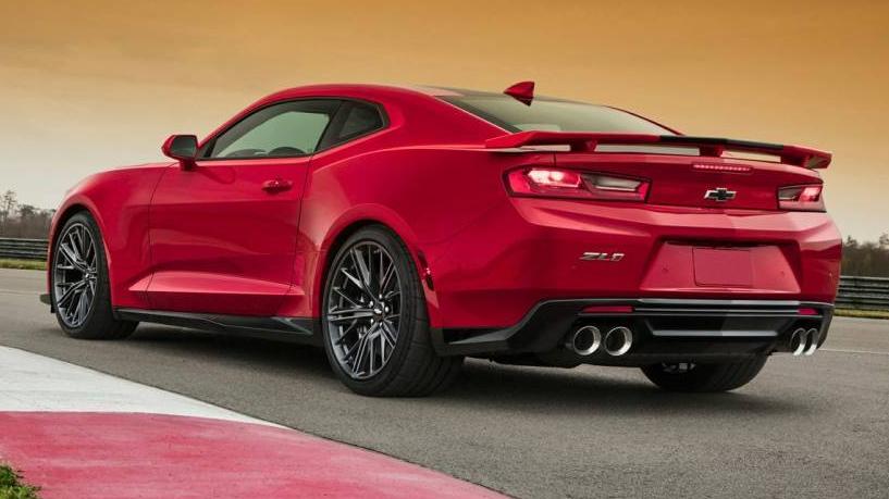 CHEVROLET CAMARO 2018 1G1FK1R65J0171452 image