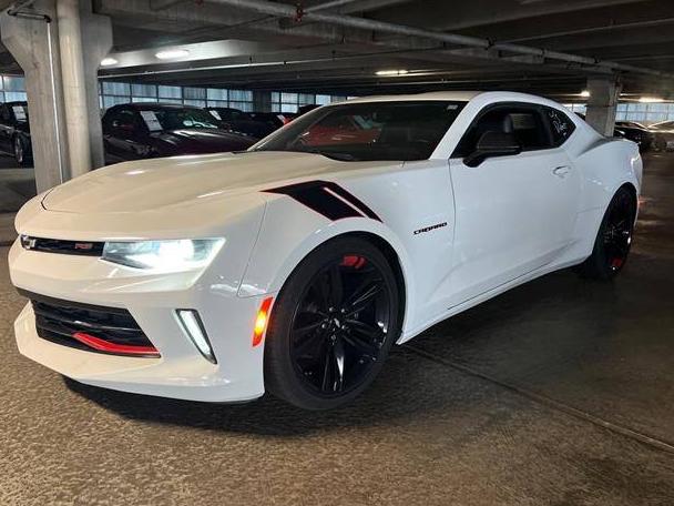 CHEVROLET CAMARO 2018 1G1FB1RS1J0186933 image