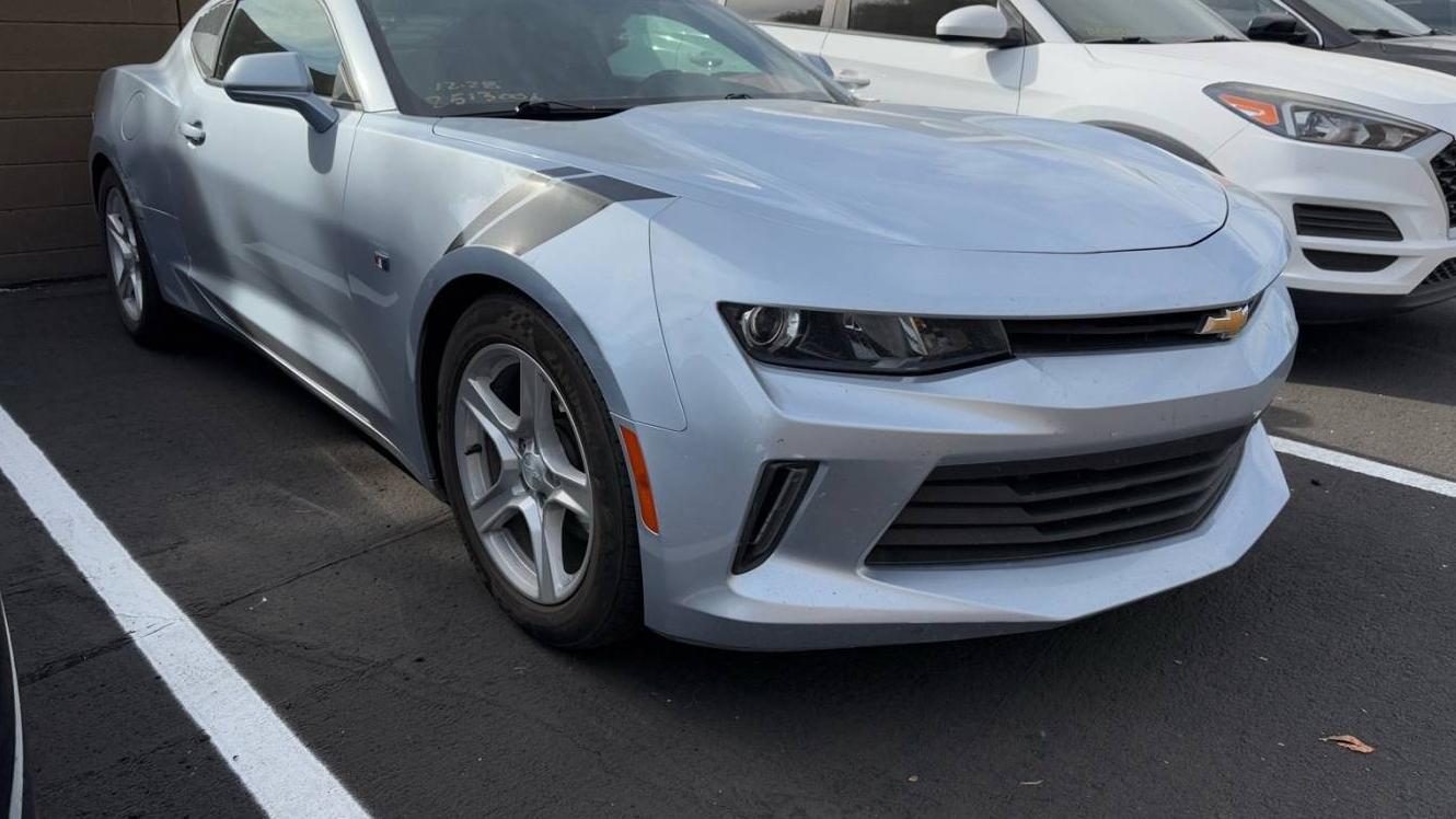 CHEVROLET CAMARO 2018 1G1FB1RX4J0118699 image