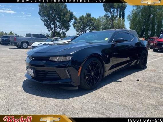 CHEVROLET CAMARO 2018 1G1FB1RS8J0121528 image