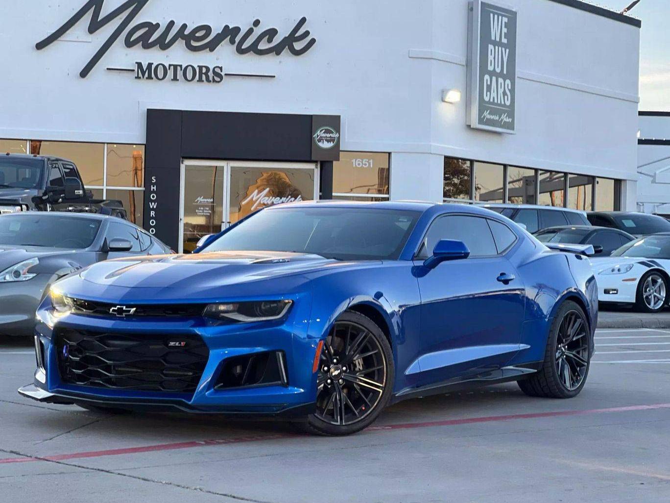 CHEVROLET CAMARO 2018 1G1FK1R68J0148229 image