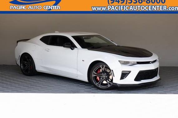 CHEVROLET CAMARO 2018 1G1FG1R72J0168065 image