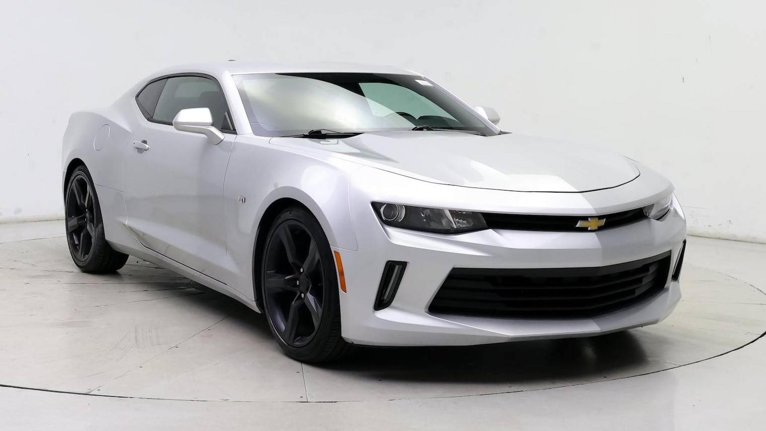 CHEVROLET CAMARO 2018 1G1FB1RX1J0159193 image