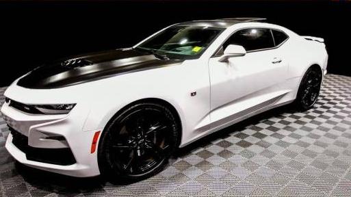 CHEVROLET CAMARO 2021 1G1FH1R72M0124651 image
