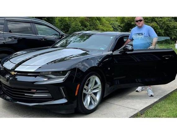 CHEVROLET CAMARO 2017 1G1FB1RS6H0169765 image