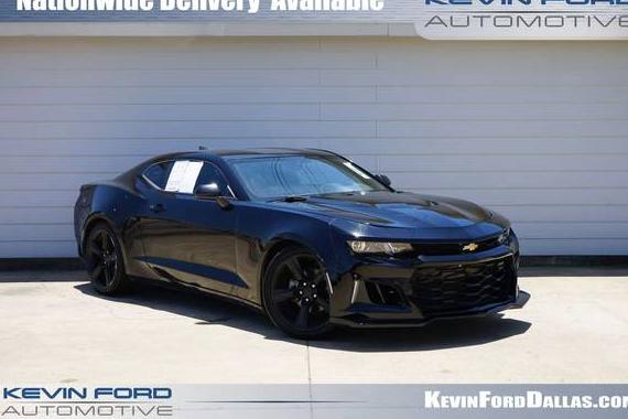 CHEVROLET CAMARO 2017 1G1FB1RS6H0144428 image