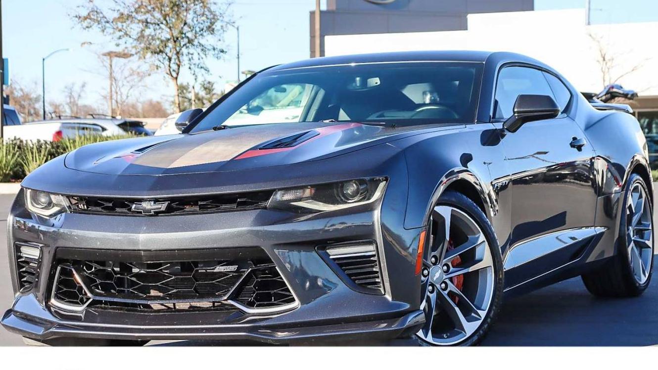 CHEVROLET CAMARO 2017 1G1FH1R75H0104710 image