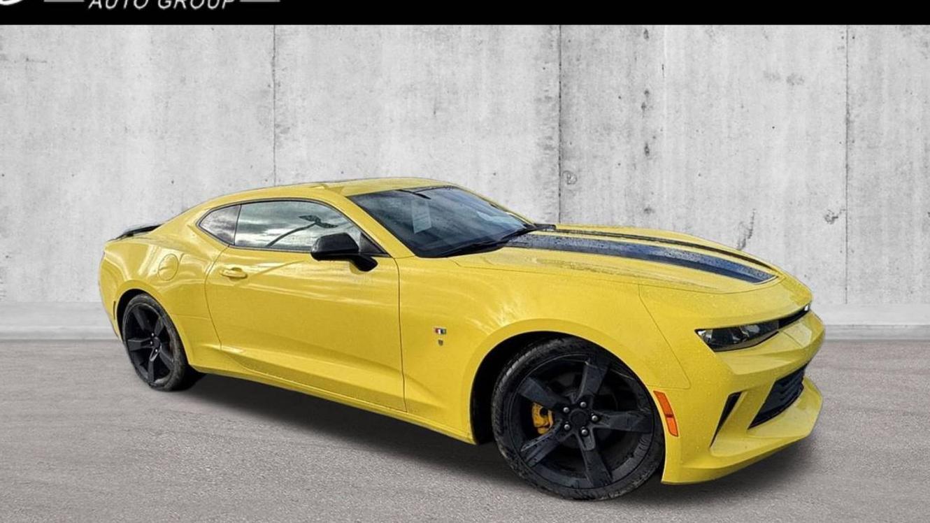 CHEVROLET CAMARO 2017 1G1FB1RX0H0132237 image