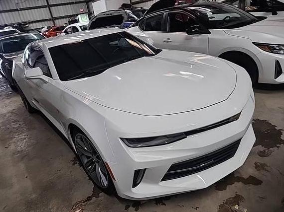 CHEVROLET CAMARO 2017 1G1FB1RS1H0181628 image