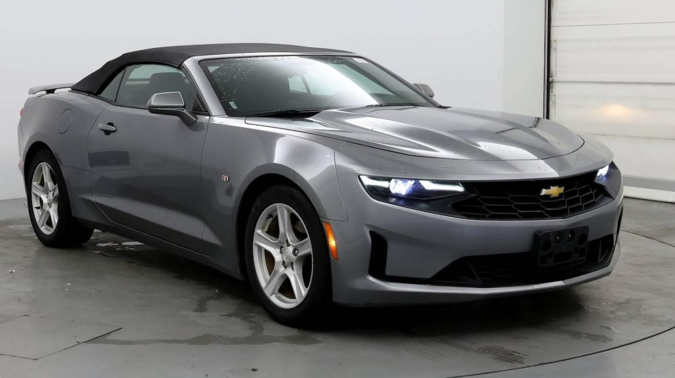 CHEVROLET CAMARO 2020 1G1FB3DX8L0102379 image