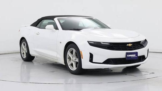 CHEVROLET CAMARO 2020 1G1FB3DX2L0107223 image