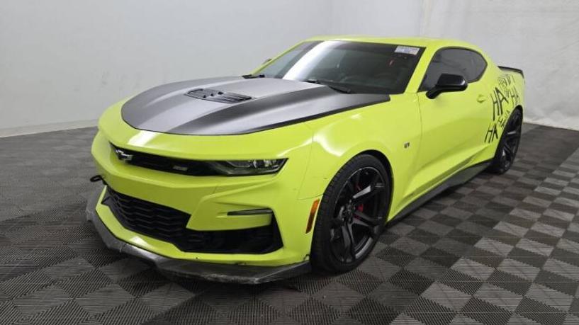 CHEVROLET CAMARO 2020 1G1FE1R71L0130660 image