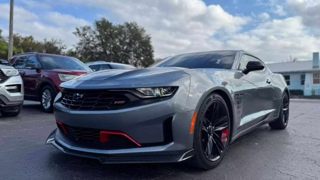 CHEVROLET CAMARO 2020 1G1FB1RS6L0147550 image