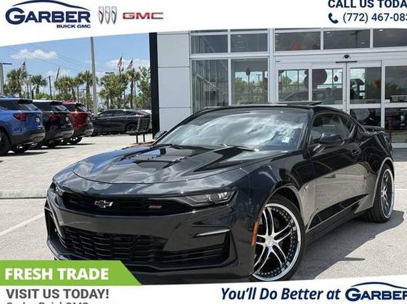 CHEVROLET CAMARO 2020 1G1FE1R71L0107041 image