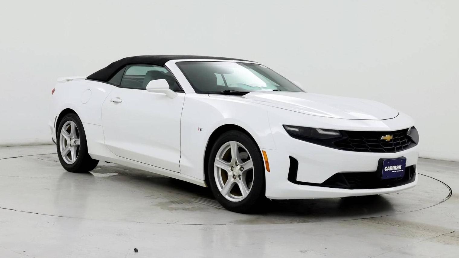 CHEVROLET CAMARO 2020 1G1FB3DX4L0109409 image