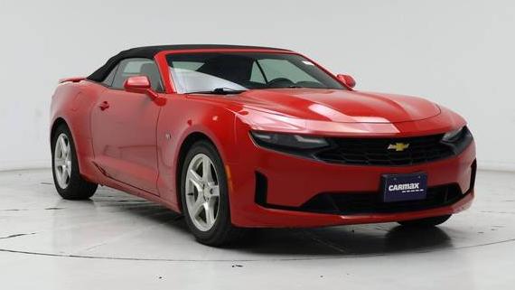 CHEVROLET CAMARO 2020 1G1FB3DX7L0106133 image