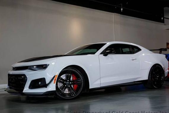 CHEVROLET CAMARO 2020 1G1FJ1R68L0142856 image