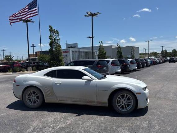 CHEVROLET CAMARO 2015 2G1FB1E31F9310890 image
