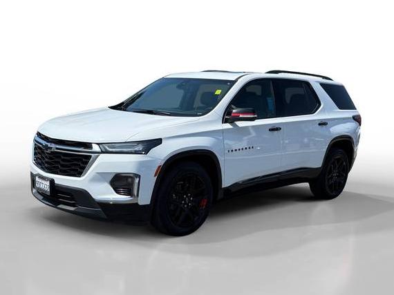 CHEVROLET TRAVERSE 2023 1GNEVKKW8PJ135954 image