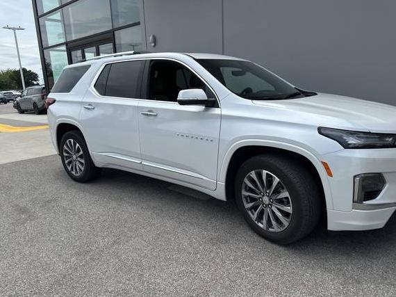 CHEVROLET TRAVERSE 2023 1GNEVKKWXPJ318157 image