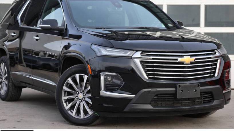 CHEVROLET TRAVERSE 2023 1GNEVKKW3PJ107494 image