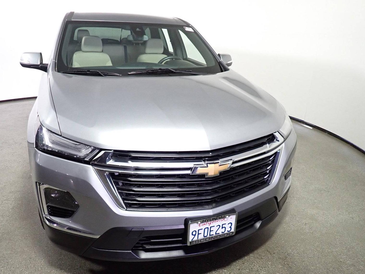 CHEVROLET TRAVERSE 2023 1GNERFKW8PJ203102 image