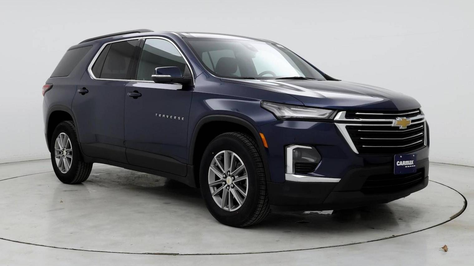 CHEVROLET TRAVERSE 2023 1GNERGKWXPJ129042 image