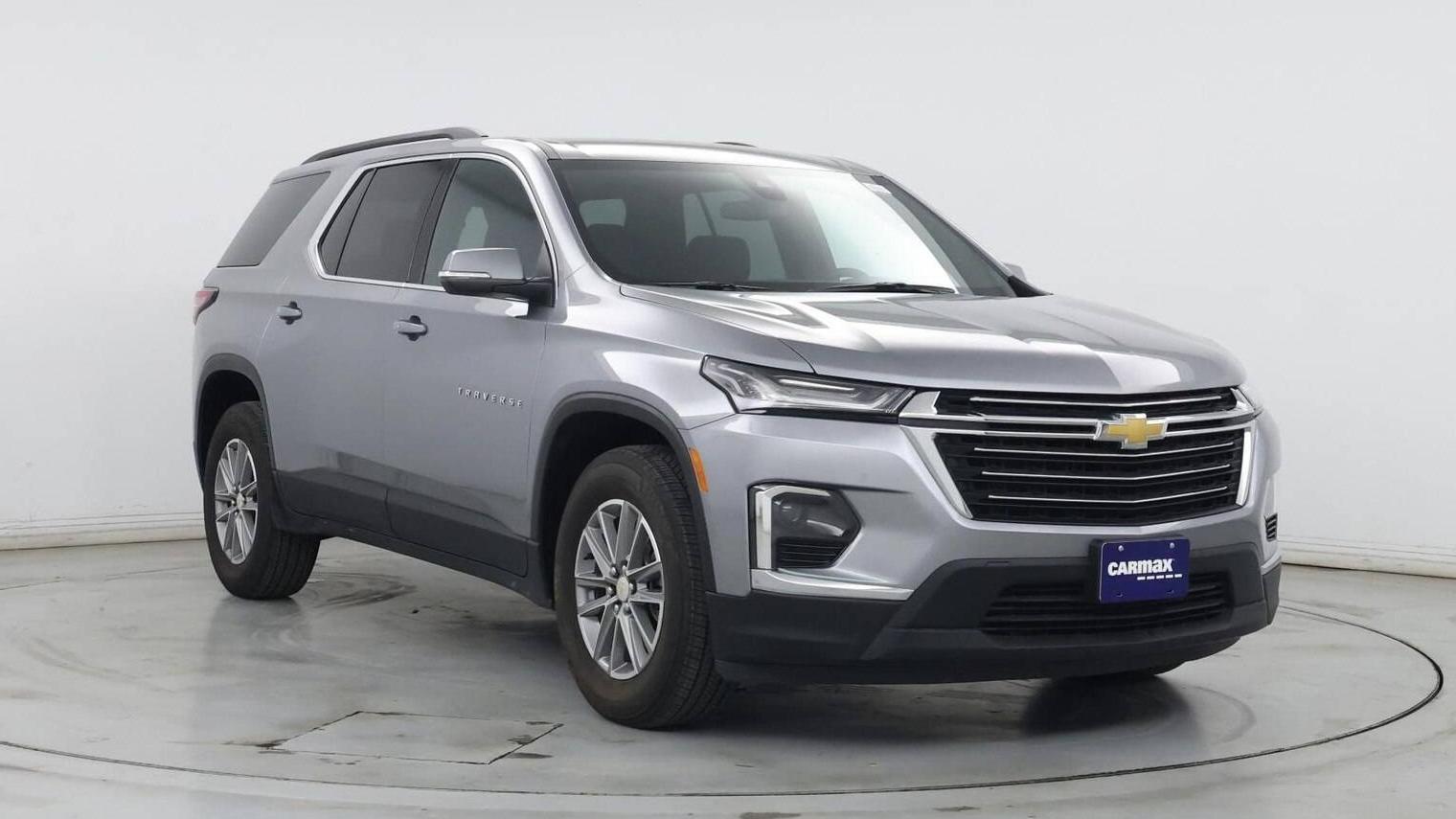 CHEVROLET TRAVERSE 2023 1GNERGKW0PJ121743 image