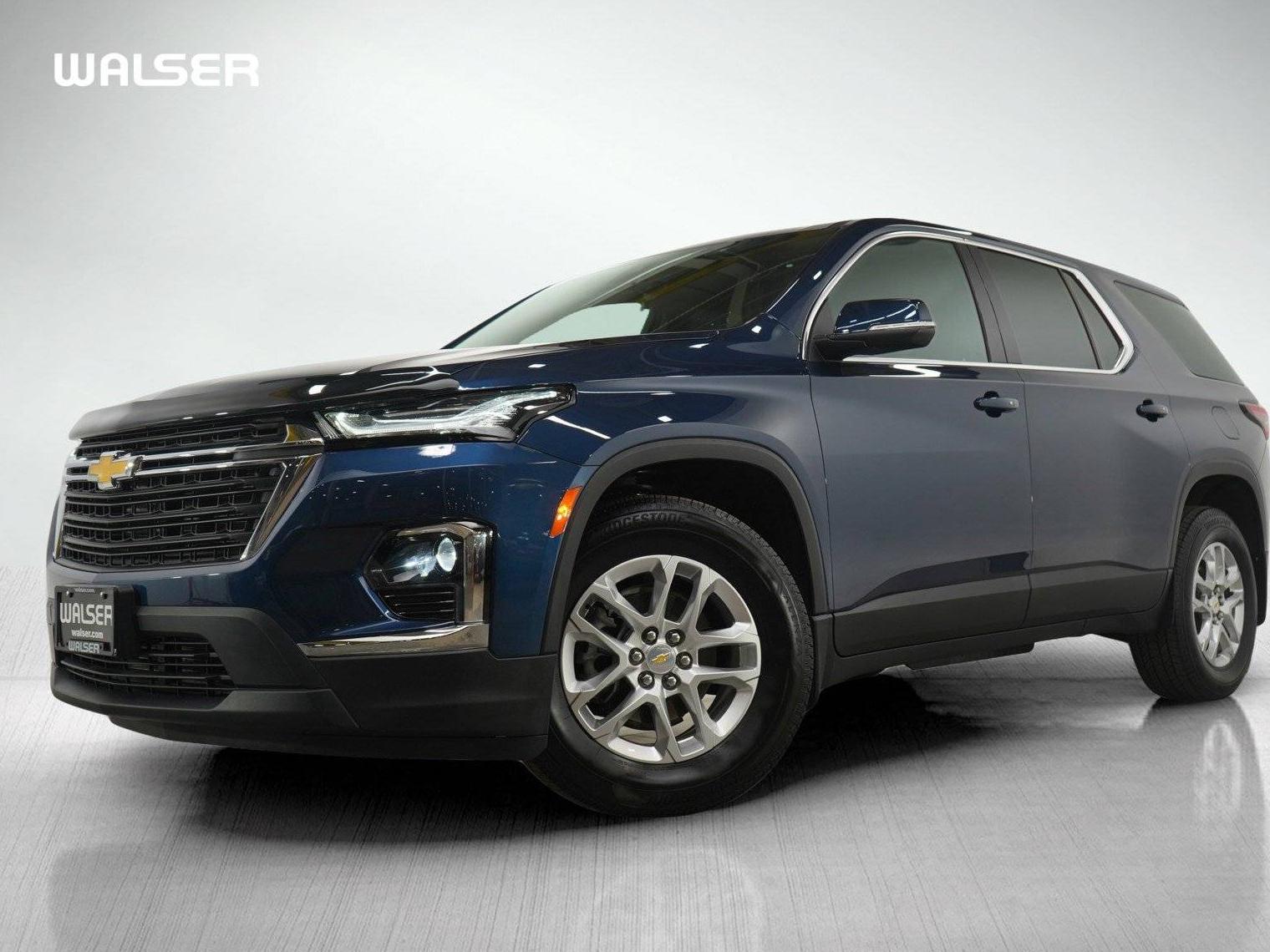 CHEVROLET TRAVERSE 2023 1GNEVFKWXPJ255424 image