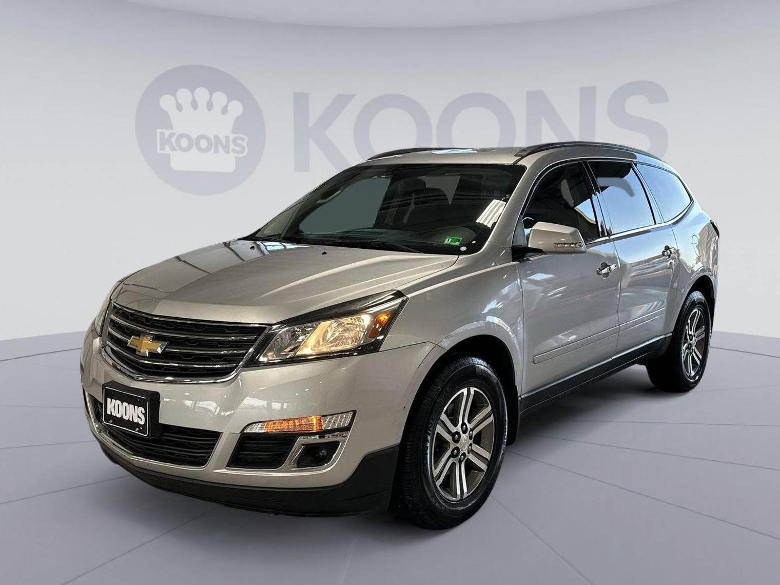 CHEVROLET TRAVERSE 2016 1GNKVHKD4GJ256954 image