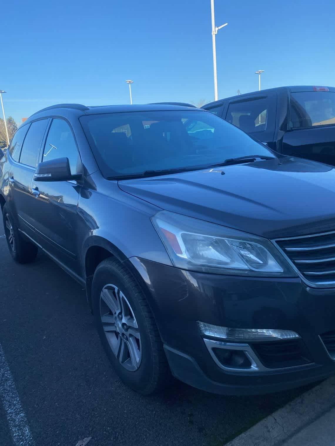 CHEVROLET TRAVERSE 2016 1GNKVHKD1GJ340200 image