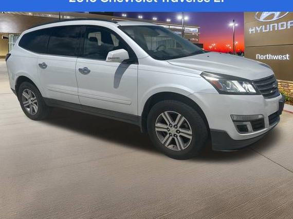 CHEVROLET TRAVERSE 2016 1GNKRHKD2GJ329114 image
