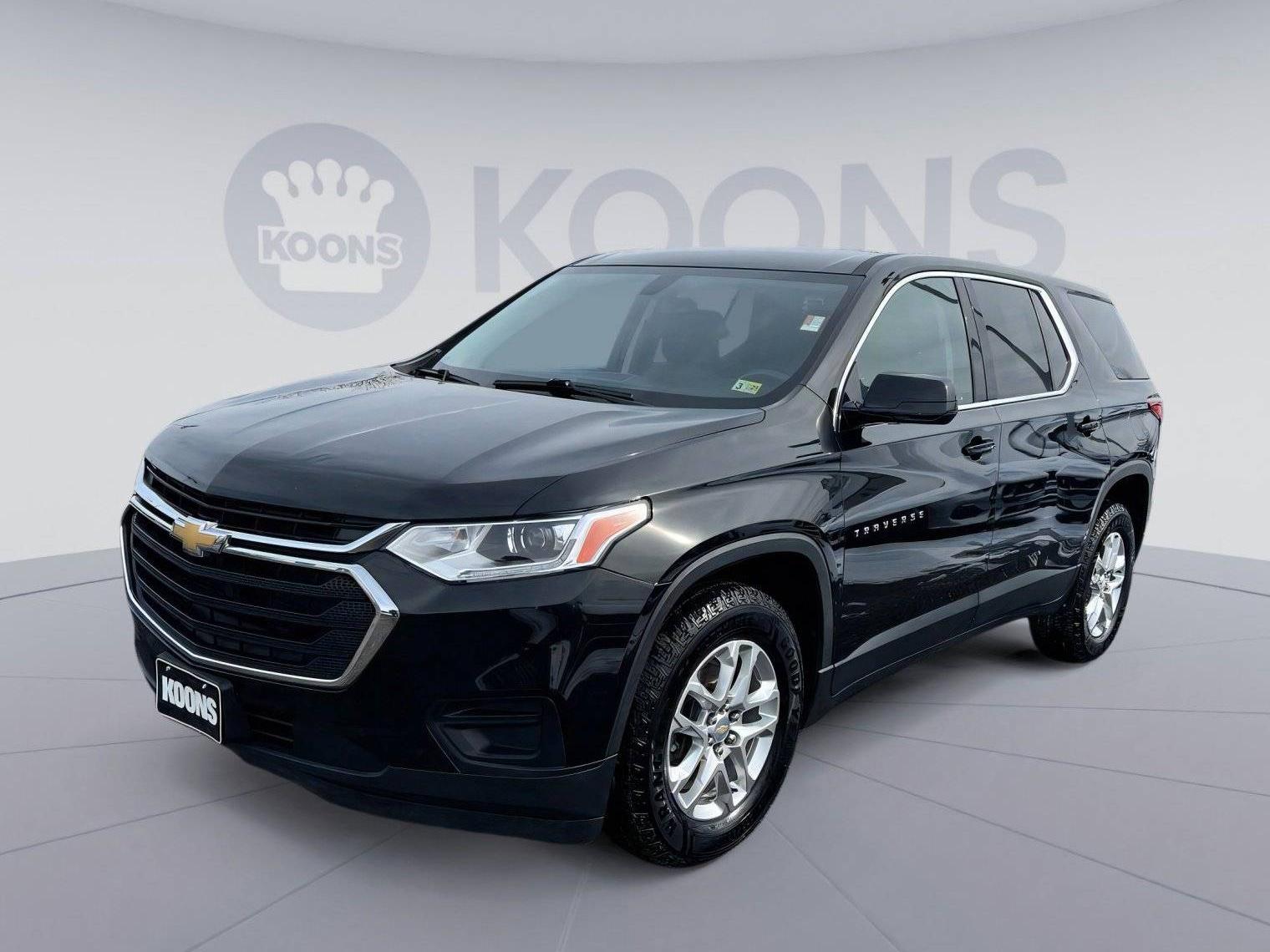 CHEVROLET TRAVERSE 2019 1GNERFKW9KJ165386 image